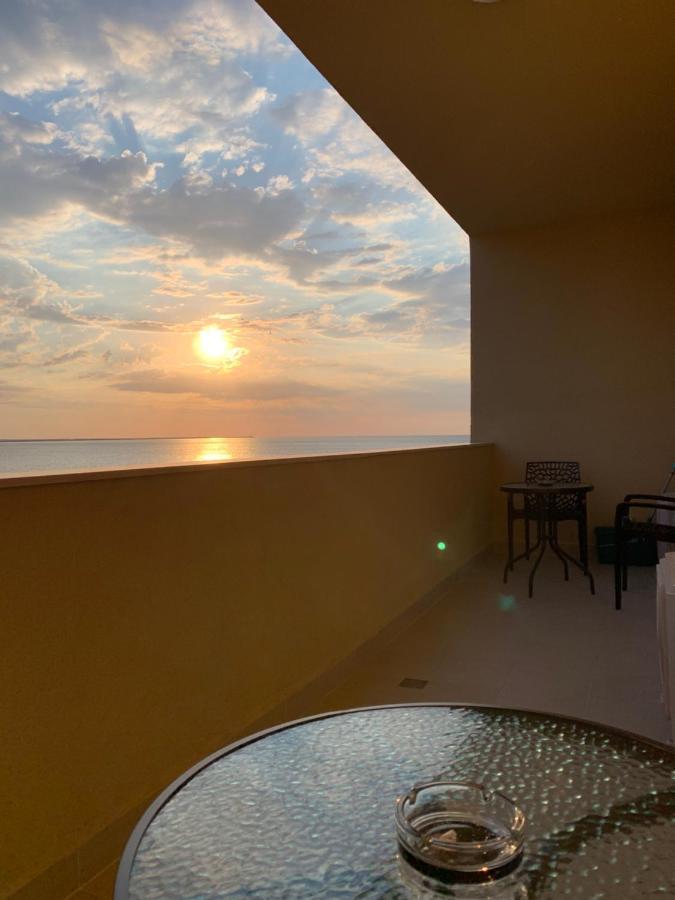 Sunrise Holiday Apartment - Mamaia Nord Năvodari Екстериор снимка