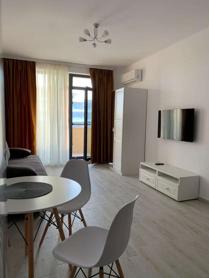 Sunrise Holiday Apartment - Mamaia Nord Năvodari Екстериор снимка